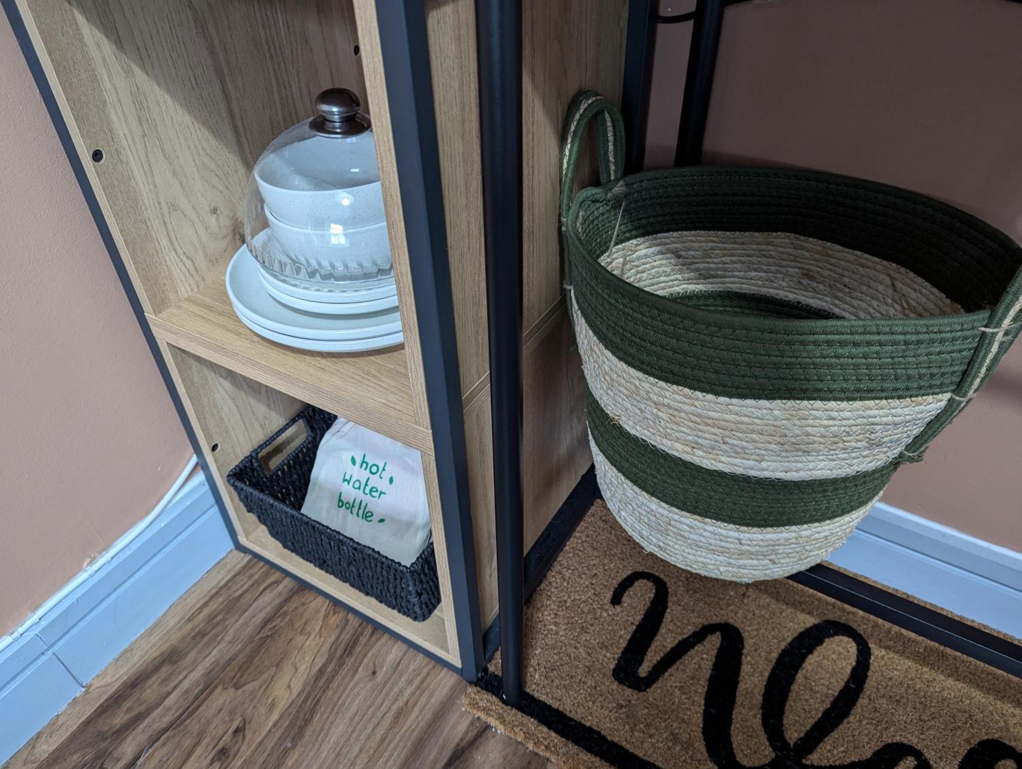R3 - Cozy Small Double - City & Beach Access, Wifi, Free Parking - Self Catering Суонзи Екстериор снимка